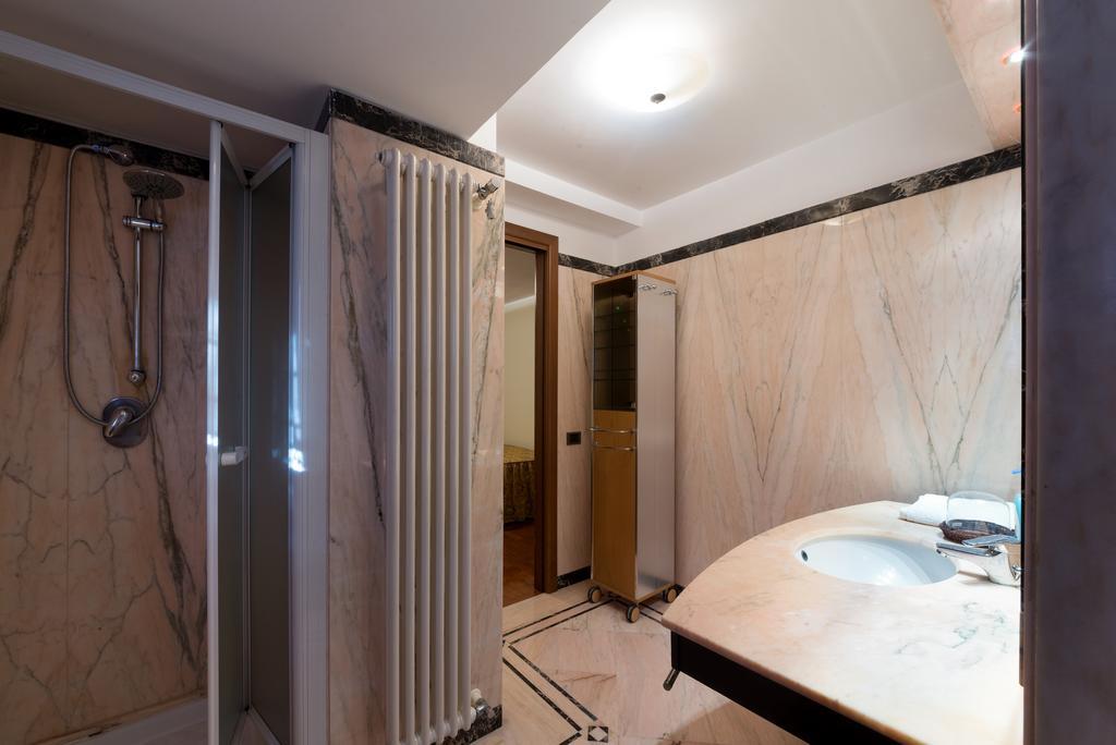 Villa Serapide B&B 蒂沃利 外观 照片